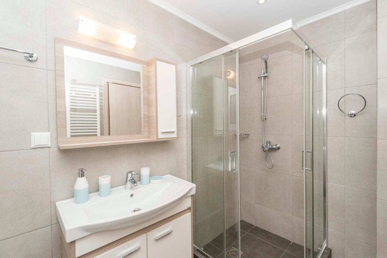 Modern Flat In Central Athens #4 Екстериор снимка